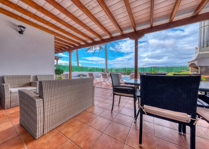 Arena Blanca With Private Pool And Bbq By Lanzarote Casa vacanze *