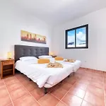 Arena Blanca With Private Pool And Bbq By Lanzarote Casa vacanze