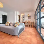Casa vacanze Arena Blanca With Private Pool And Bbq By Lanzarote *